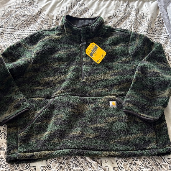 Carhartt Other - Carhartt Green Camouflage Fleece Jacket